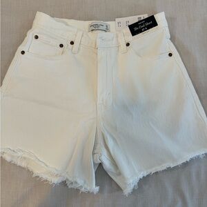 NWT! Abercrombie Curve Love Dad Short